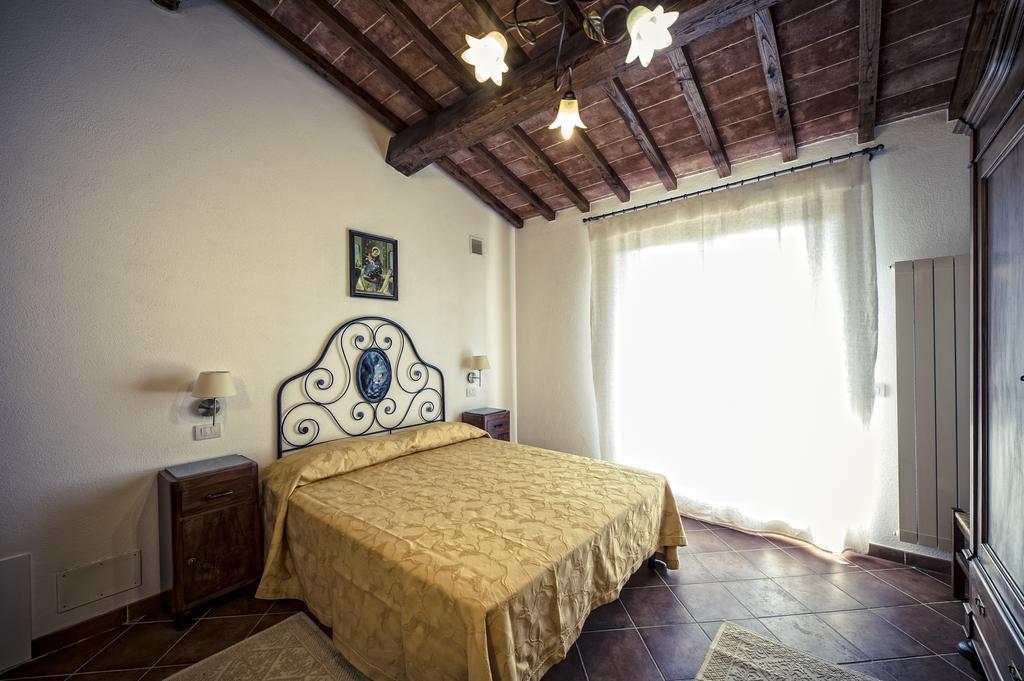 Agriturismo I Roseti Montepulciano Stazione Zimmer foto