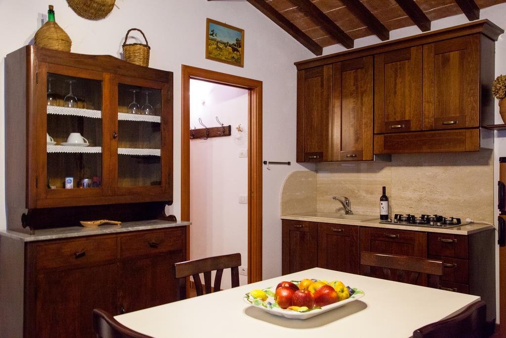 Agriturismo I Roseti Montepulciano Stazione Exterior foto